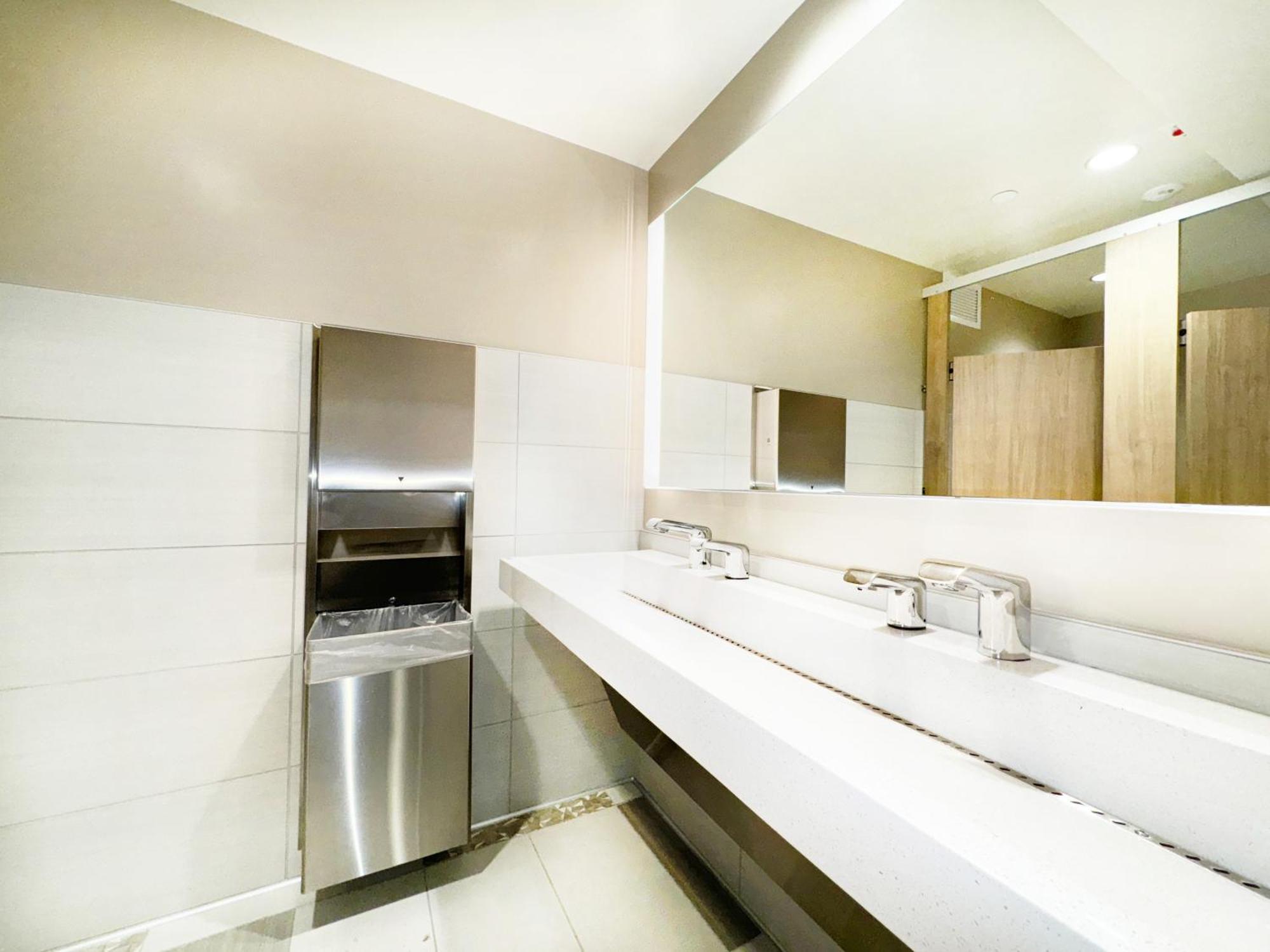 Apartamento 1br With Great Ocean Views, 1 Block To Waikiki